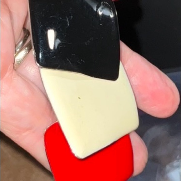 Retro Black Cream Red Enamel Silver Toned Metal Shepherds Hook Dangle Earrings - Picture 8 of 12